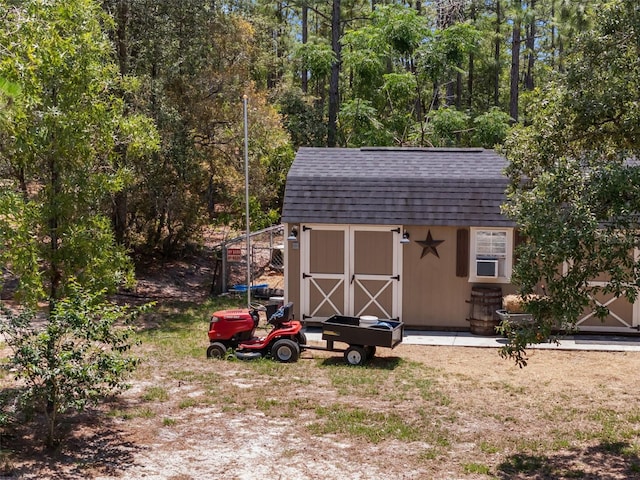 12090 Thames Ave, Weeki Wachee, FL 34614 - view of shed