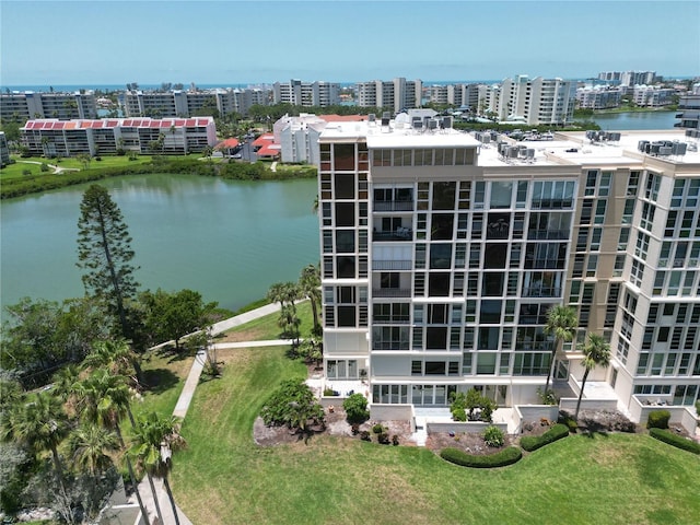 7400 Sun Island Dr S Unit 501, South Pasadena, FL 33707 - view of urban area featuring a nearby body of water and apartment complex / building