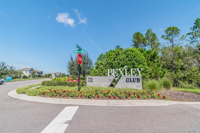 17589 Cruiser Bnd, Land O Lakes, FL 34638 - view of community / neighborhood sign