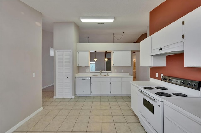 2527 Wrencrest Cir, Valrico, FL 33594 - kitchen featuring white appliances, a sink, under cabinet range hood, light countertops, and white cabinetry