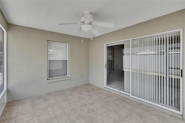 2527 Wrencrest Cir, Valrico, FL 33594 - unfurnished sunroom featuring ceiling fan