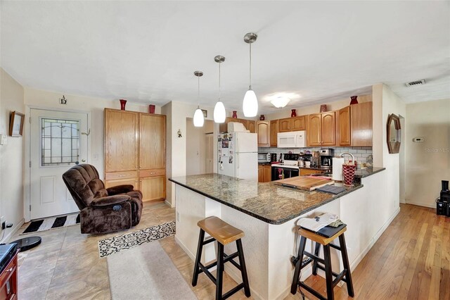 1524 Essex Dr N, Saint Petersburg, FL 33710 - photo 5
