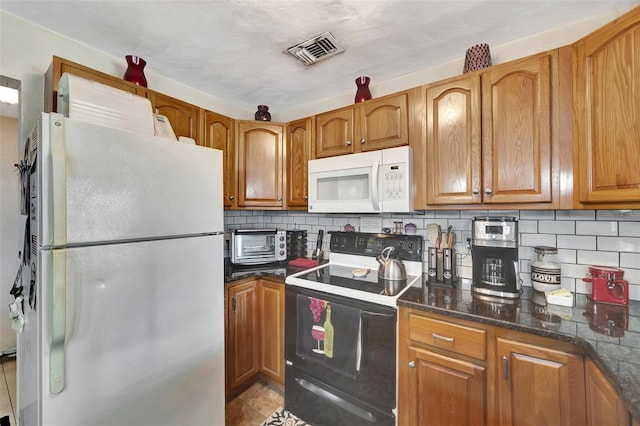 1524 Essex Dr N, Saint Petersburg, FL 33710 - photo 7