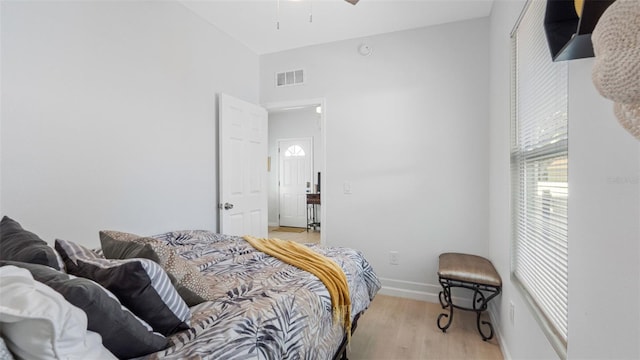 1615 28th Ave N, Saint Petersburg, FL 33713 - bedroom featuring light wood finished floors, baseboards, and ceiling fan