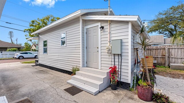 1615 28th Ave N, Saint Petersburg, FL 33713 - view of outdoor structure featuring entry steps