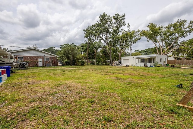 1816 W Lake Parker Dr, Lakeland, FL 33805 - view of yard