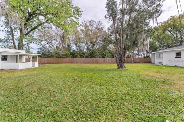 1816 W Lake Parker Dr, Lakeland, FL 33805 - view of yard