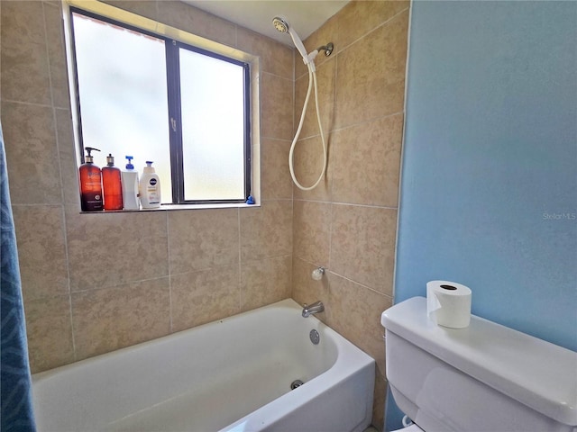 12701 N 57th St -, Unit Tampa, FL 33617 - bathroom with toilet and shower / tub combination
