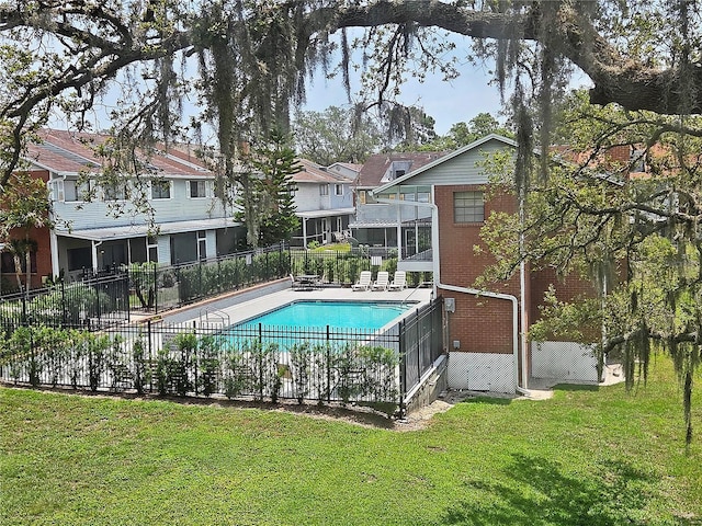 12701 N 57th St -, Unit Tampa, FL 33617 - community pool featuring a residential view