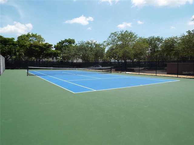 13860 Avon Park Cir Unit 104, Fort Myers, FL 33912 - view of tennis court
