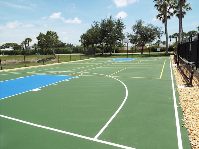 13860 Avon Park Cir Unit 104, Fort Myers, FL 33912 - view of sport court featuring community basketball court