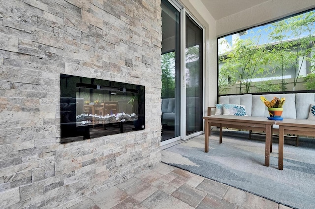 5026 Bromeliad Ave, Wimauma, FL 33598 - view of sunroom / solarium