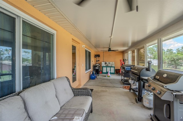 5432 Queen Ave, Spring Hill, FL 34609 - view of patio with ceiling fan and area for grilling
