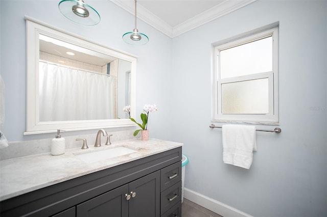 11071 141st St, Largo, FL 33774 - bathroom featuring vanity, crown molding, and baseboards