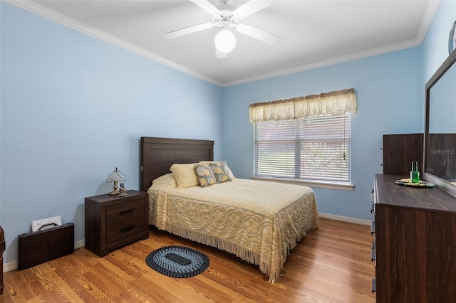 13200 W Newberry Rd Unit B8, Newberry, FL 32669 - bedroom with light wood-type flooring, ornamental molding, baseboards, and ceiling fan