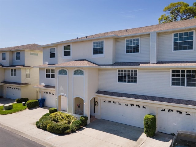 8181 Eagles Park Dr N, Saint Petersburg, FL 33709 - photo 2