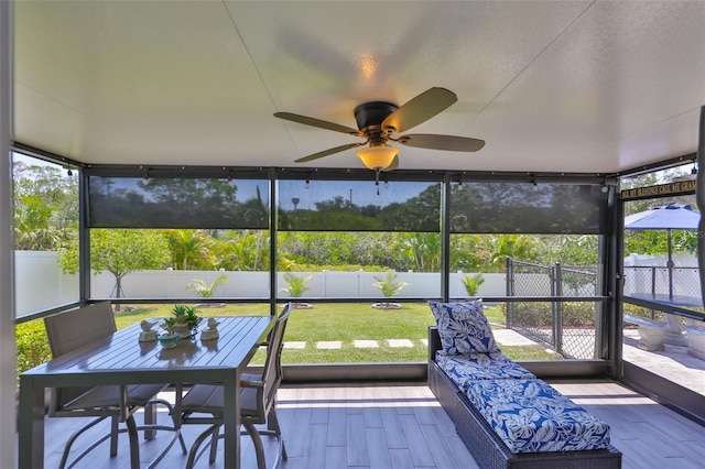214 Lookout Dr, Apollo Beach, FL 33572 - sunroom / solarium featuring ceiling fan
