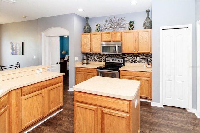 14027 Bensbrook Dr, Spring Hill, FL 34609 - photo 14