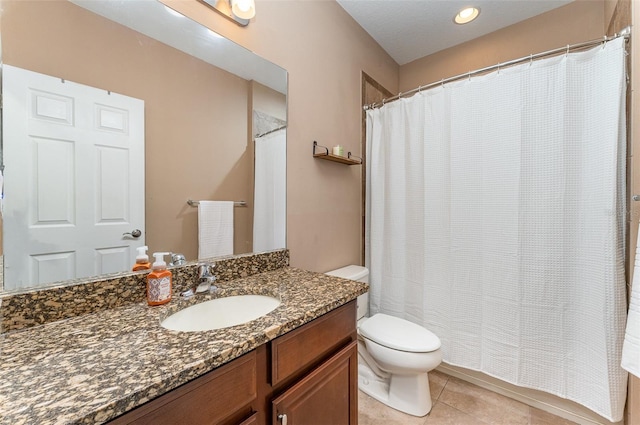 11206 Coventry Grove Cir, Lithia, FL 33547 - full bathroom featuring toilet, vanity, tile patterned flooring, and curtained shower