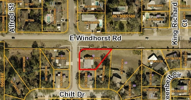 502 Chilt Dr, Brandon, FL 33510 - aerial view of property's location with property parcel outlined