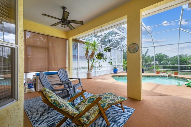 10306 Shalimar Wood Dr, Thonotosassa, FL 33592 - sunroom / solarium featuring a swimming pool and a ceiling fan