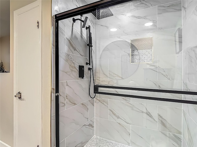 1014 Sylvia Ln, Tampa, FL 33613 - bathroom with a shower stall