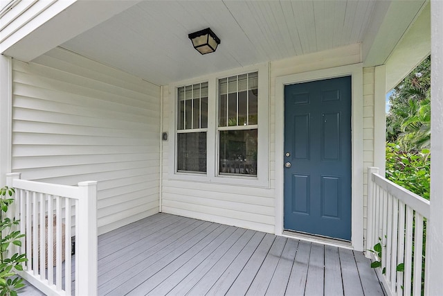 1211 14th St N, Saint Petersburg, FL 33705 - entrance to property featuring covered porch