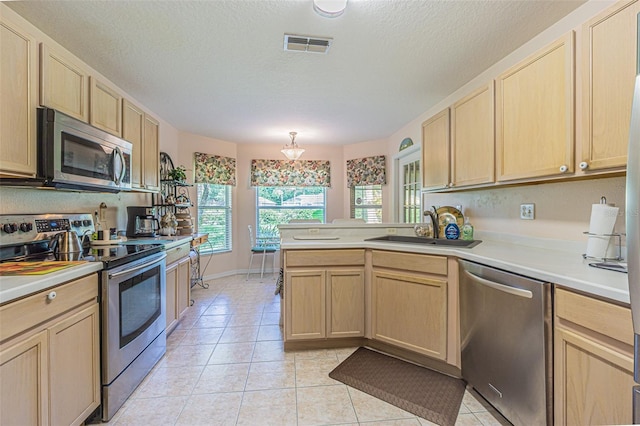 10801 Collar Dr, San Antonio, FL 33576 - photo 10