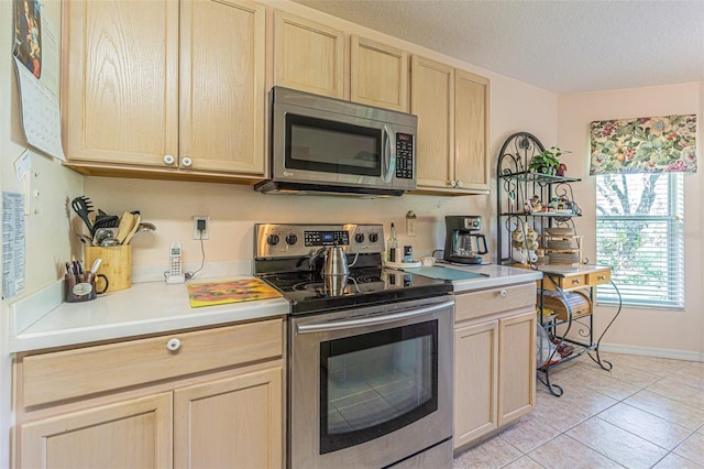 10801 Collar Dr, San Antonio, FL 33576 - photo 11