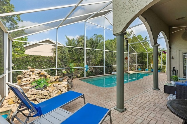 892 Crestridge Cir, Tarpon Springs, FL 34688 - swimming pool featuring a lanai and a patio