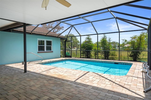 8332 Berkeley Manor Blvd, Spring Hill, FL 34606 - swimming pool with a ceiling fan, a patio area, and a lanai