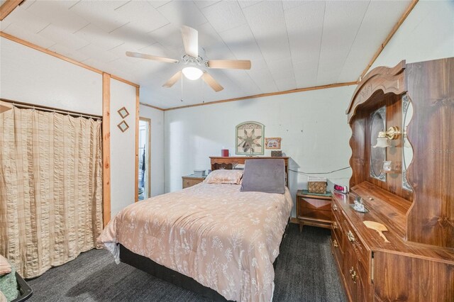 3217 Mott Rd, Dover, FL 33527 - bedroom featuring carpet, ornamental molding, and a ceiling fan