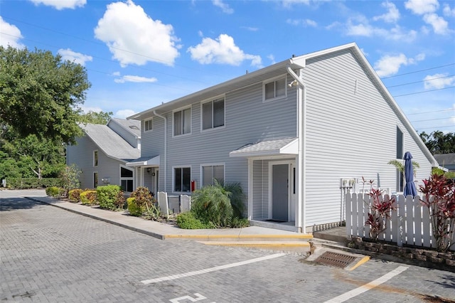 500 New York Ave Unit 23, Dunedin, FL 34698 - view of front of home with uncovered parking