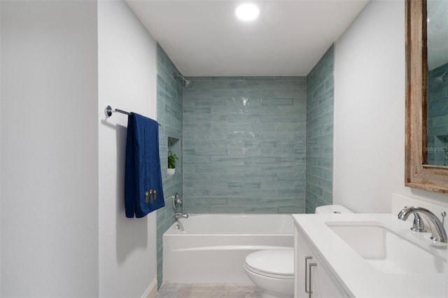 500 New York Ave Unit 23, Dunedin, FL 34698 - bathroom featuring toilet, vanity, and tub / shower combination