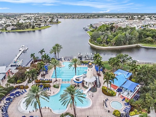 212 Shell Creek Ct, Apollo Beach, FL 33572 - bird's eye view of a pool and a large body of water