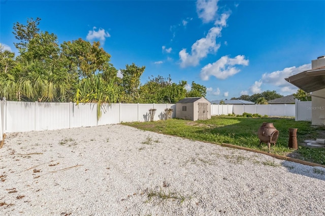 2204 78th St W, Bradenton, FL 34209 - view of yard