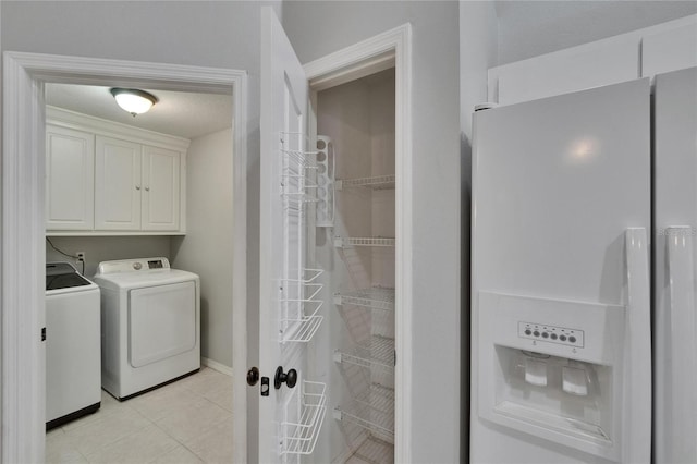 4418 River Overlook Dr, Valrico, FL 33596 - washroom featuring cabinet space and baseboards