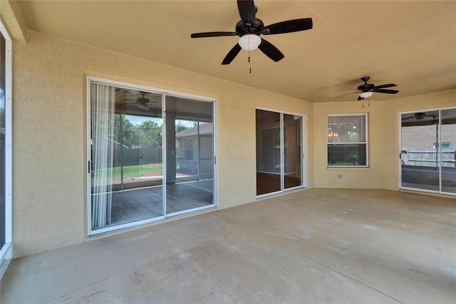 4418 River Overlook Dr, Valrico, FL 33596 - view of patio / terrace featuring a ceiling fan