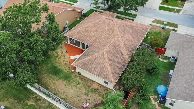 4418 River Overlook Dr, Valrico, FL 33596 - aerial view of property and surrounding area