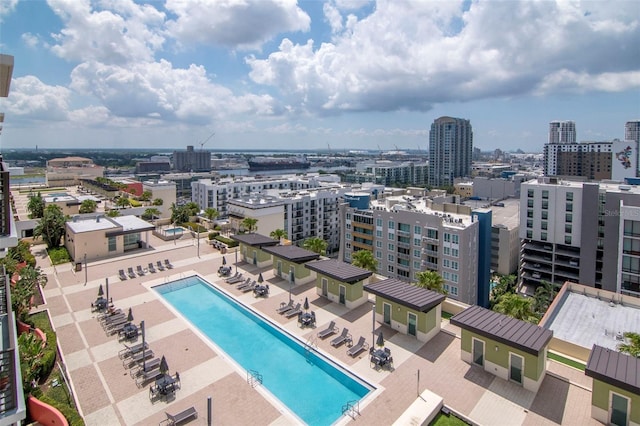 1120 E Kennedy Blvd Unit 1512, Tampa, FL 33602 - view of urban area featuring a pool area