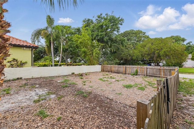 1470 Serpentine Dr S, Saint Petersburg, FL 33705 - view of yard