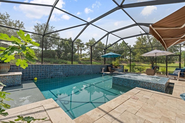 12672 Fontana Loop, Bradenton, FL 34211 - view of pool featuring a patio, a lanai, and a pool with connected hot tub
