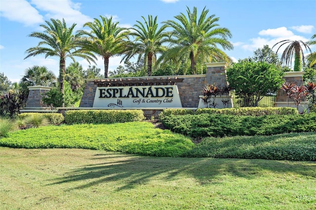 12672 Fontana Loop, Bradenton, FL 34211 - community sign featuring a lawn