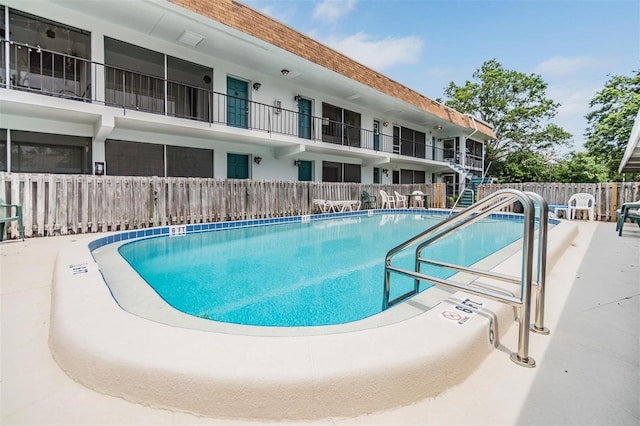 1485 Lakeview Rd Unit 19, Clearwater, FL 33756 - view of community pool