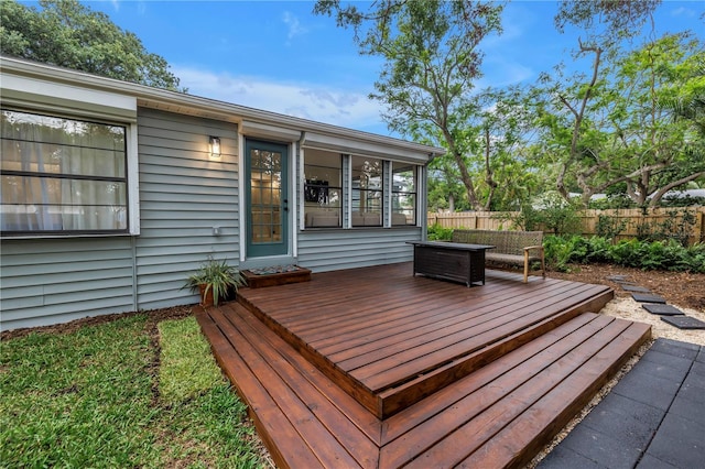 300 33rd Ave N, Saint Petersburg, FL 33704 - view of deck