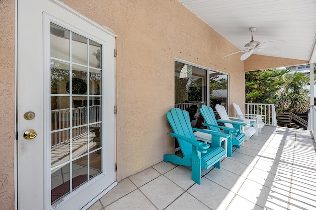 405 8th Ave N, Tierra Verde, FL 33715 - view of patio featuring a ceiling fan