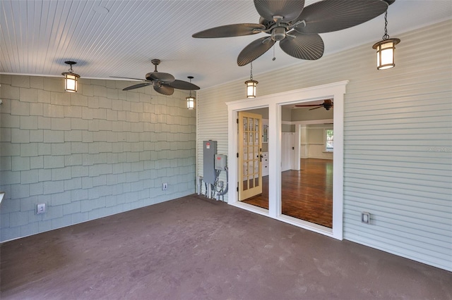 1825 2nd St S, Saint Petersburg, FL 33705 - view of patio with ceiling fan