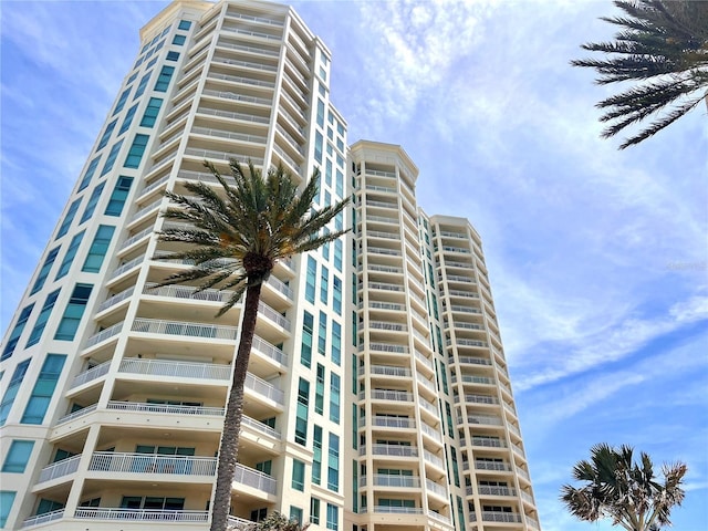 1180 Gulf Blvd Unit 306, Clearwater, FL 33767 - view of apartment building / complex