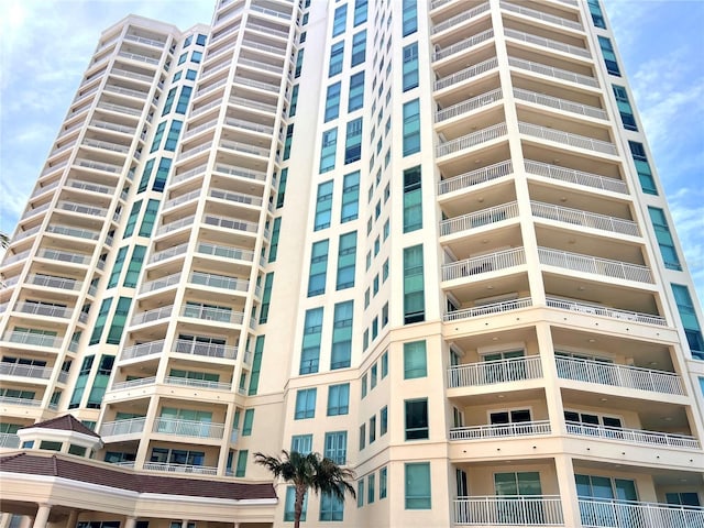 1180 Gulf Blvd Unit 306, Clearwater, FL 33767 - view of apartment building / complex