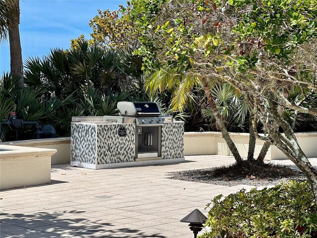 1180 Gulf Blvd Unit 306, Clearwater, FL 33767 - view of patio / terrace